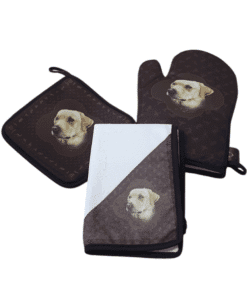 Keuken set Labrador blond, keukenhulpjes, ovenwant, pannenlap, ovenwant met print, pannenlap met print, wildzone, jacht cadeau jacht geschenk, honden cadeau, honden liefhebber, jagen, jacht, cadeau voor hem, cadeau voor haar,