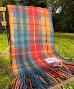 Tartan Buchanan Oud, Tartan Buchanan Nieuw, Klassiek, woondeken, warme deken, wollendeken, sfeer, woondecoratie, woon accessoires, tartan, gekleurde deken, aanzitdeken